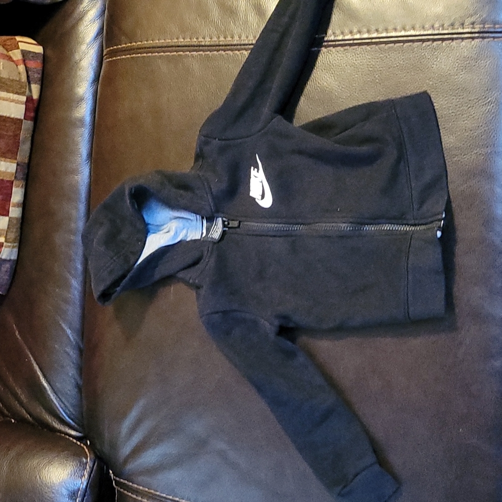Nike Boys hoodie sz 2t